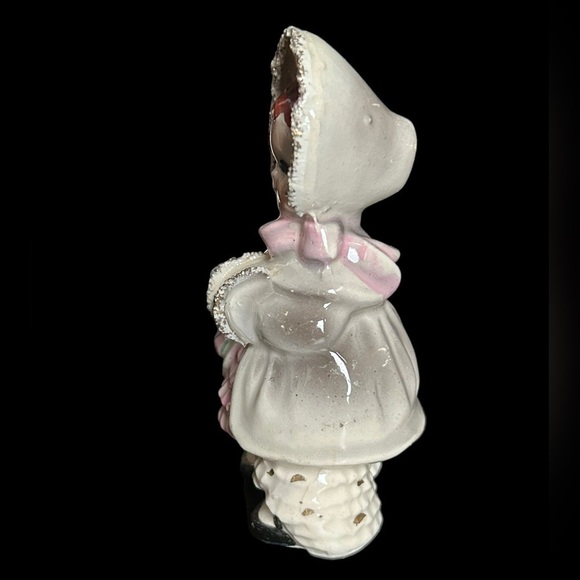 Josef Originals Girl With Hands In Muff Figurine Made In Japan - Picture 4 of 8